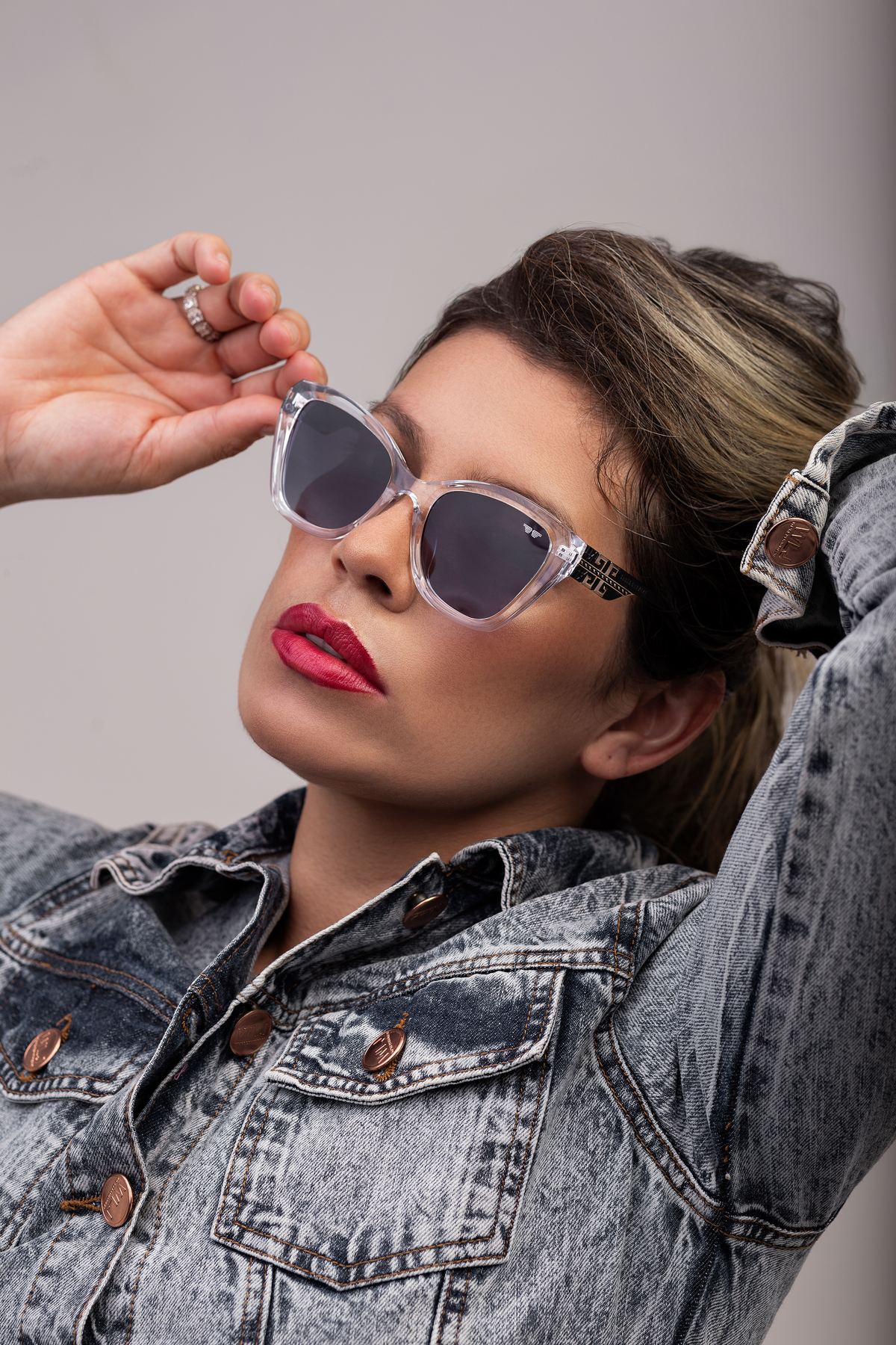 Lentes e receituário KD2